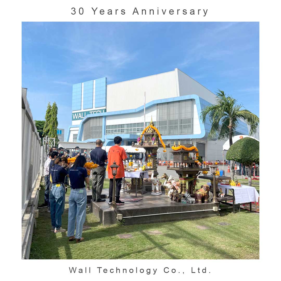 Wall Tech ณะผู้บริหารและพนักงาน ร่วมสักการะศาลพระภูมิ